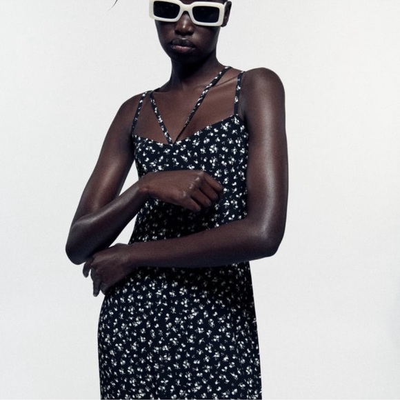 NEW ZARA FLORAL PRINT DRESS - Picture 2 of 6